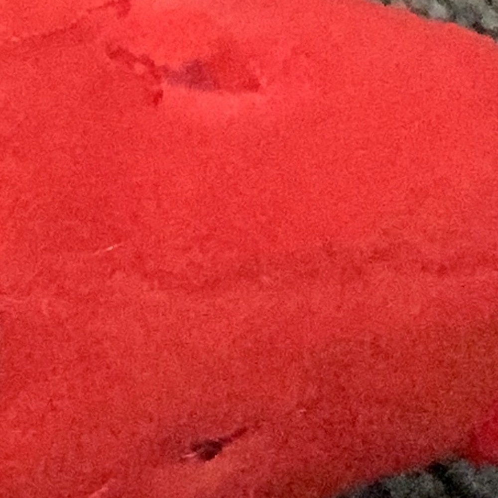 Red Plush Keychain - Picture 9 of 9